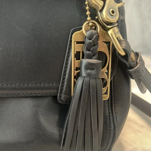 COACH Black Leather Shoulder Bag